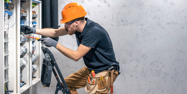 Best 24-Hour Electrician  in Hoschton, GA